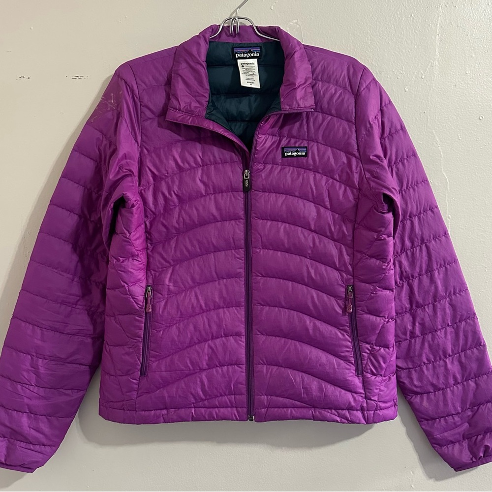 Patagonia Purple Puffer Jacket with Insulated Quilting
